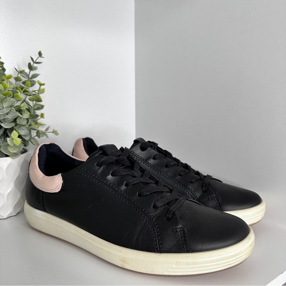 ECCO Women’s Soft VII Leather Elastic Lace Up Black Slip On Sneakers Size 8 - Picture 3 of 11
